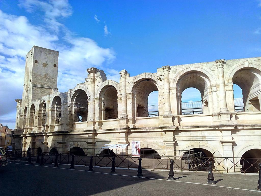 Ferienwohnung Le Nid Des Arenes Arles Zimmer foto